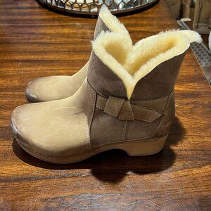 Dansko Bessie Shearling-Lined Bootie - Burnished Nubuck